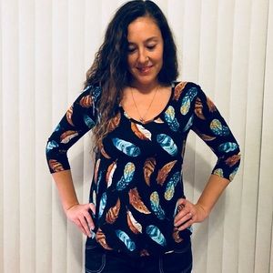 Black and cream lace tie up w/ feathers